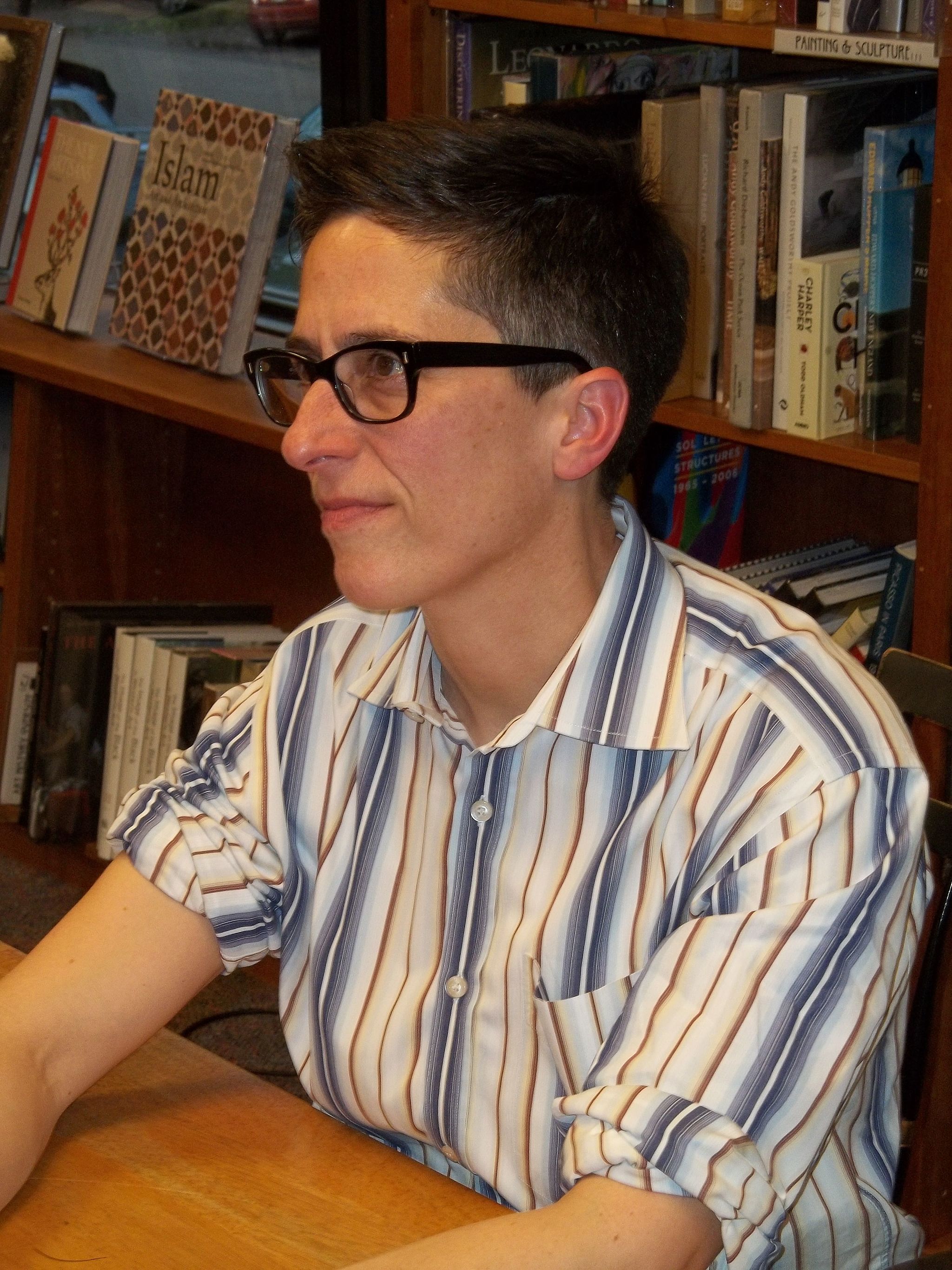 Alison Bechdel’s Fun Home (Part 1) 15+