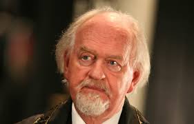 Understanding Shakespeare's Hamlet: Character analysis on Polonius